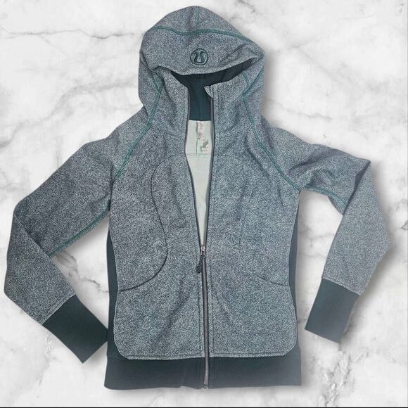 Lululemon Size 6 Full Zip Green Scuba - Picture 1 of 5